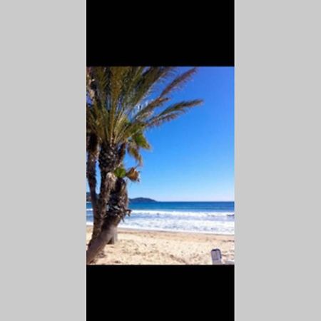 Au Petit Bonheur Vue Mer, Parking, 400M Plage Le Lavandou Dış mekan fotoğraf