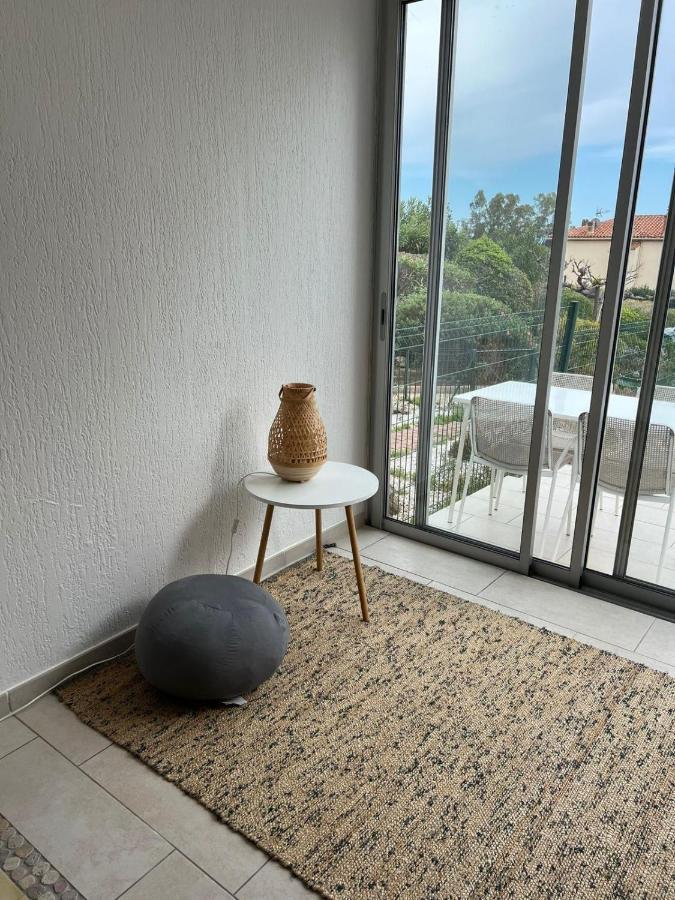 Au Petit Bonheur Vue Mer, Parking, 400M Plage Le Lavandou Dış mekan fotoğraf